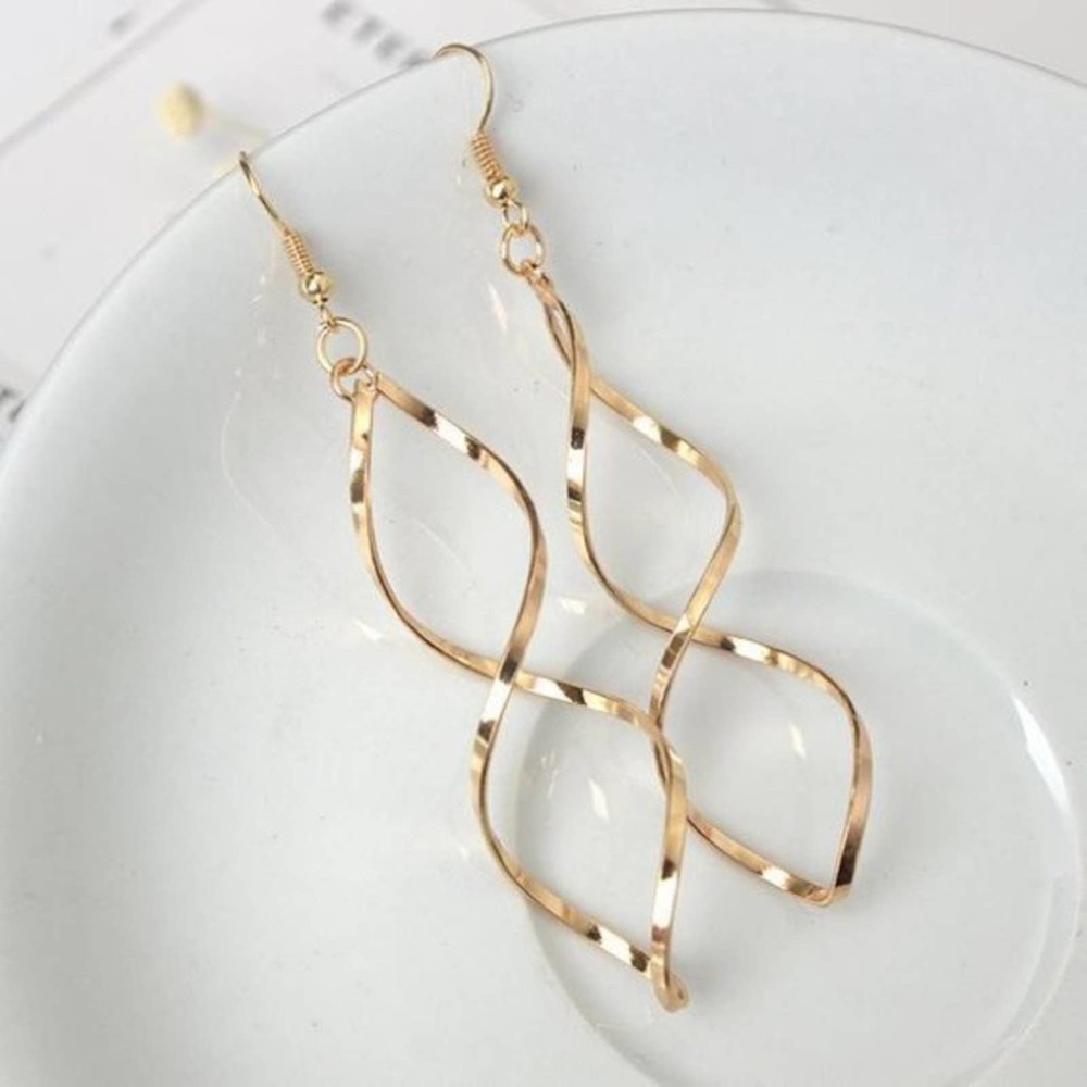 RESTOCKED! Swirl Elegant Gold Spiral Earrings